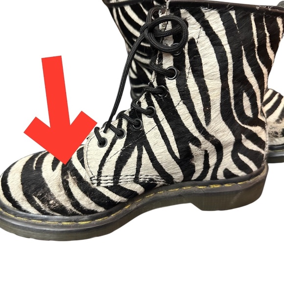 Dr. Martens Zebra Print Pony Hair Leather Boots #3 Rare - size 9 US or 7 UK - Picture 5 of 9